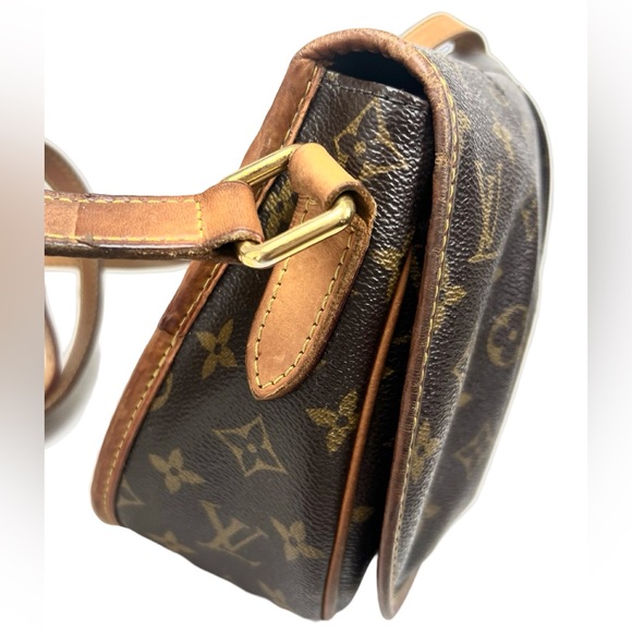 SOLD! Louis Vuitton Menilmontant PM Crossbody Bag - Picture 6 of 16